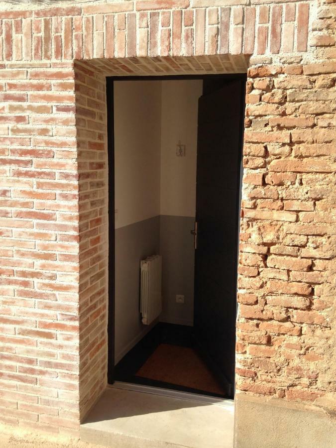 Le T2 Moderne Des Palmiers Au Coeur De Moissac Apartman Kültér fotó